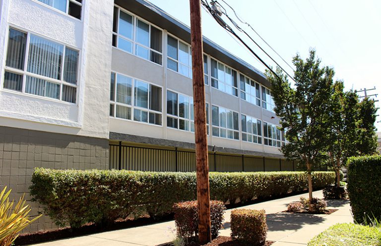 3655 Colegrove Apartments in San Mateo | Studios, One ...